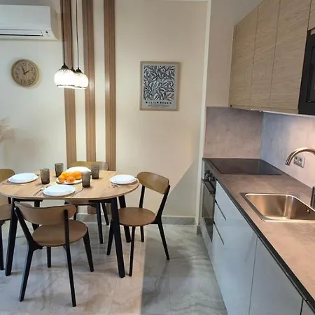 Aurelia Vip Appartement *